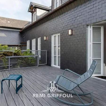 Gernez Historic Center 10 Guests ヴィラ