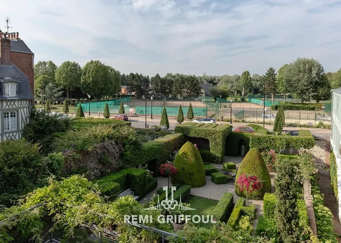 Gernez Historic Center 10 Guests * オンフルール