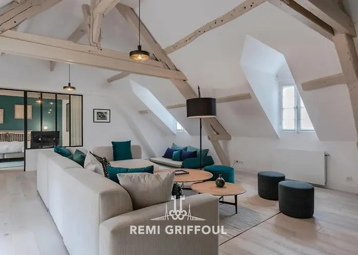 Gernez Historic Center 10 Guests ヴィラ *