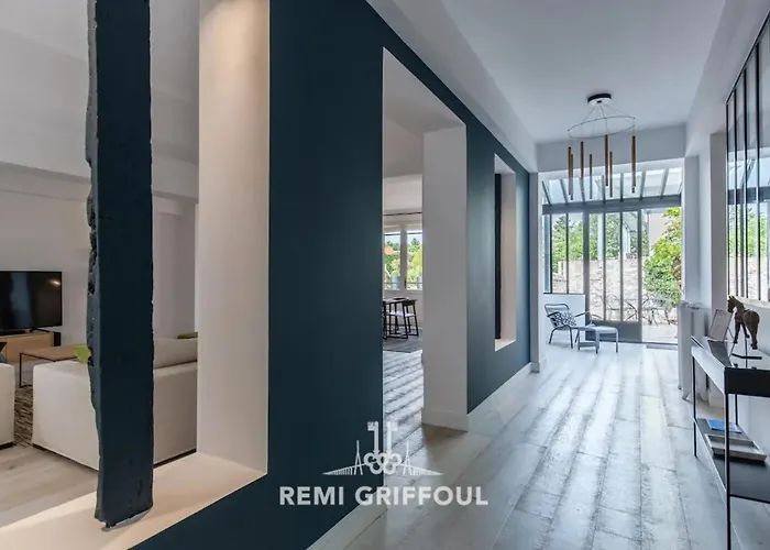 Gernez Historic Center 10 Guests * オンフルール