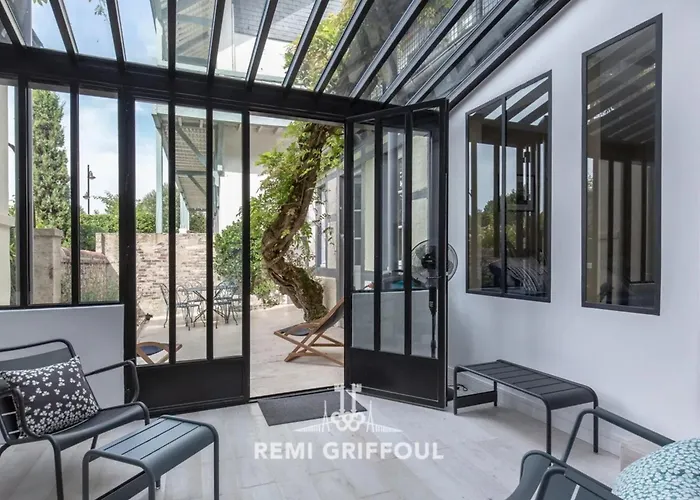 Gernez Historic Center 10 Guests ヴィラ オンフルール