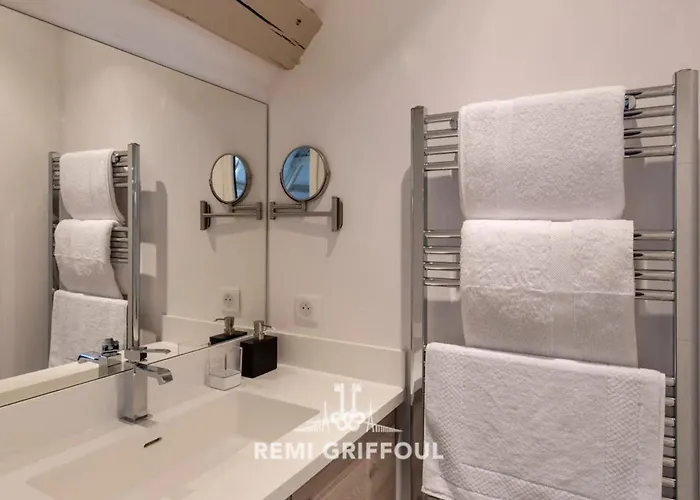 Gernez Historic Center 10 Guests ヴィラ オンフルール