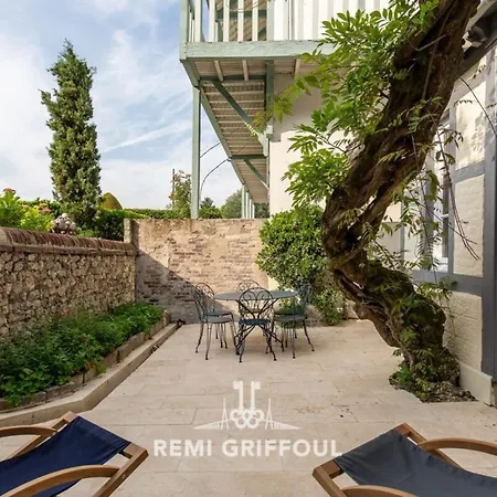 Βίλα Gernez Historic Center 10 Guests *