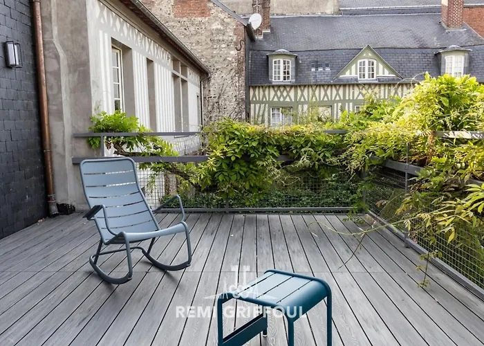 Gernez Historic Center 10 Guests